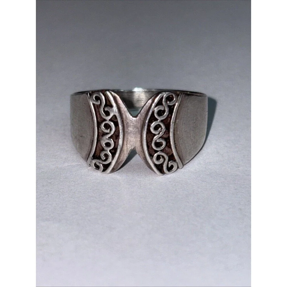 Sterling Silver Stylized 'S' Wide Band Ring Size 7 - 7.5